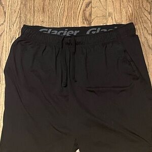 Glacier Men's Black Performance Athletic Shorts